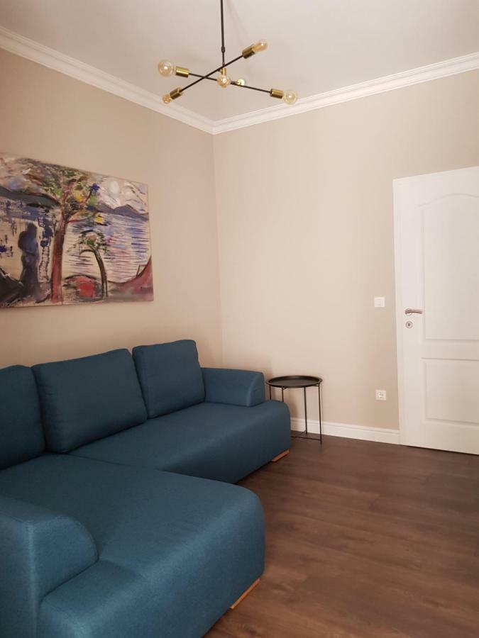 Apartments Lorenco Tisno Buitenkant foto